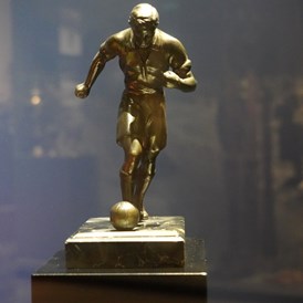 Ausflugsziel: Fußballpokal - Isergebirgs-Museum Neugablonz