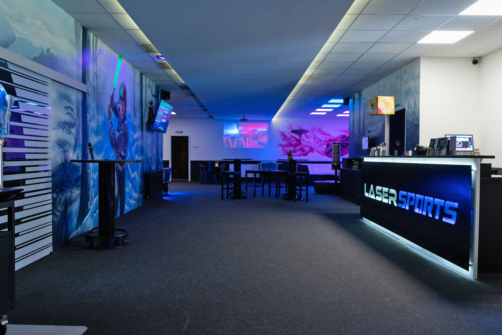 Voyage avec des enfants - erreichbar mit: Bahn - Hannover - funXperience Langenhagen | LaserSports & Mission: Room Escape