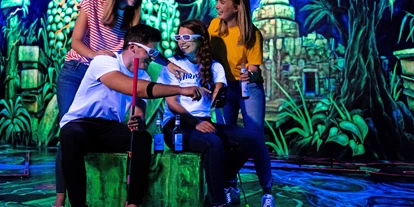 Ausflug mit Kindern - Clausthal-Zellerfeld - funXperience Göttingen | LaserSports, NeonGolf & Mission: Room Escape