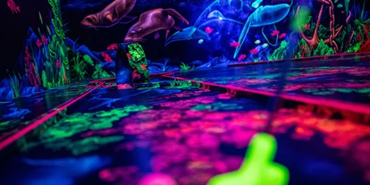 Ausflug mit Kindern - Clausthal-Zellerfeld - funXperience Göttingen | LaserSports, NeonGolf & Mission: Room Escape