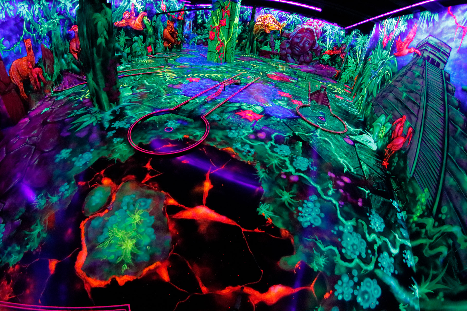 Voyage avec des enfants - Breuna - funXperience Kassel | LaserSports, NeonGolf & Cube Challenges