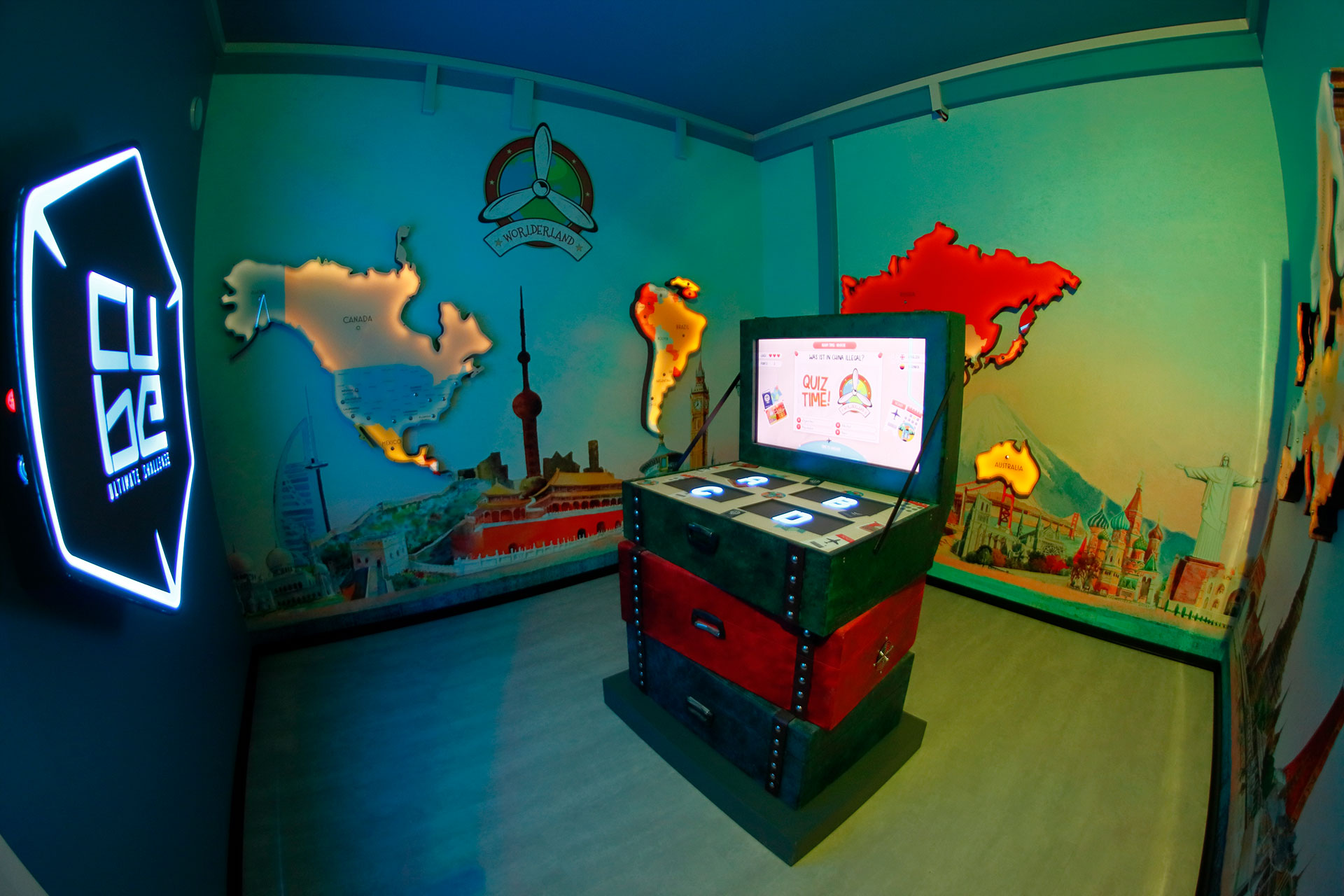 Ausflugsziel: funXperience Kassel | LaserSports, NeonGolf & Cube Challenges