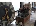 Ausflugsziel: Zifferblatt einer Kirchturmuhr
ehemaliges Uhrwerk von St. Martin, Wertingen - Heimatmuseum Wertingen