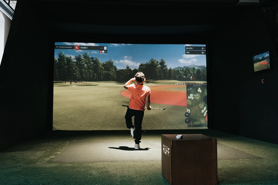 Ausflugsziel: RUFF Indoor Golf - Die neue Freizeitaktivität
