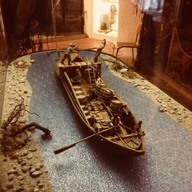 Ausflugsziel: Schifffsmodell des ältesten Schiffsfunds auf der oberen Donau - Schifffahrtsmuseum Spitz