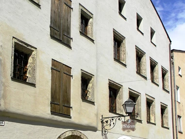 Ausflugsziel: Herzogsburg - Bezirksmuseum Braunau am Inn