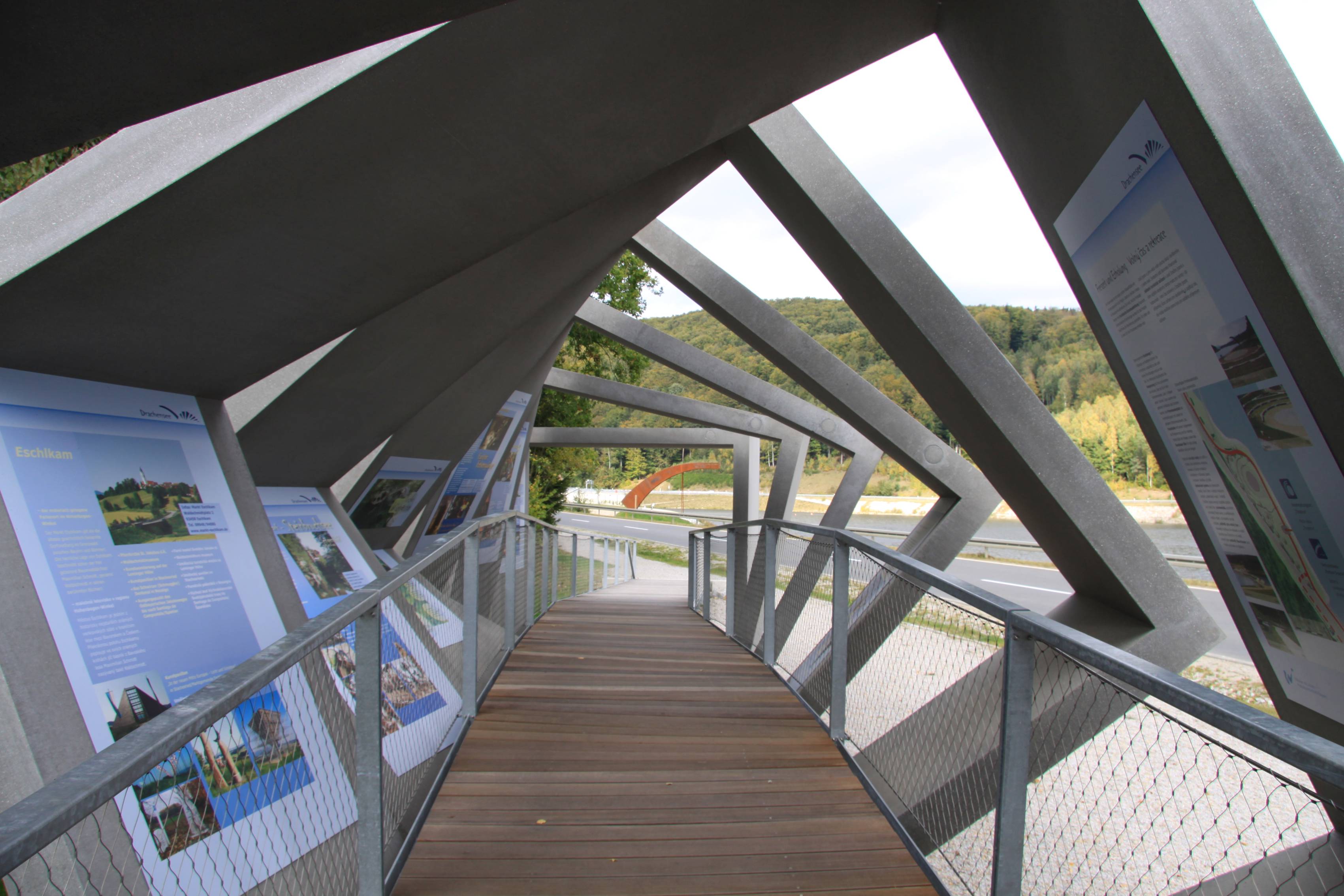 Viaggio con bambini - Alter der Kinder: 6 bis 10 Jahre - Bayerischer Wald - Infoterminal - Drachensee bei Furth im Wald