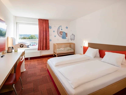 Reis met kinderen - Wickeltisch - H₂O Hotel-Therme-Resort