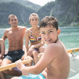 Urlaub: Im und rund ums Wasser gibt es viele Attraktionen für Familien - doch auch an Land gibt es viele spannende Ausflugsmöglichkeiten und Aktivitäten. - Attersee-Attergau
