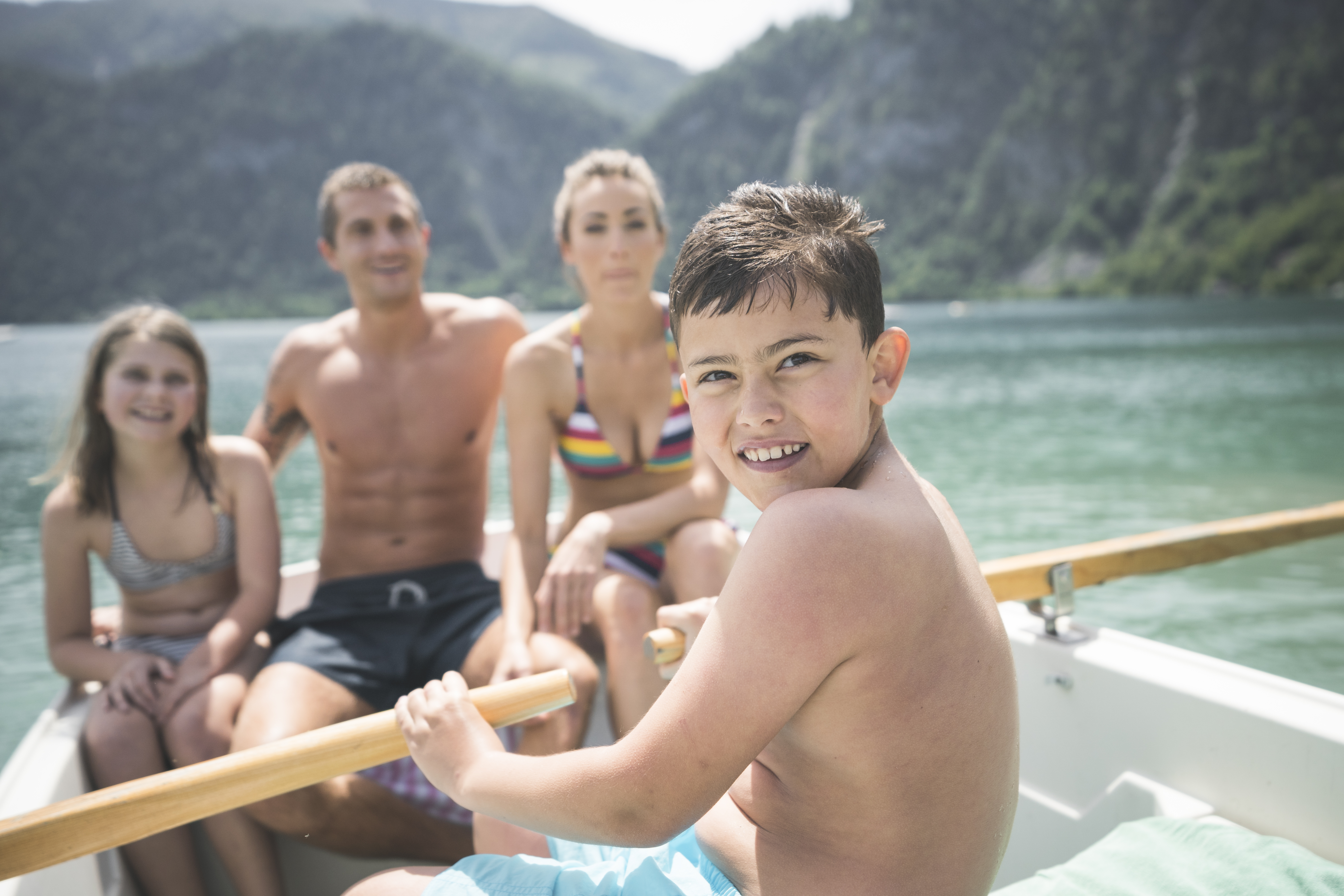 Urlaub: Im und rund ums Wasser gibt es viele Attraktionen für Familien - doch auch an Land gibt es viele spannende Ausflugsmöglichkeiten und Aktivitäten. - Attersee-Attergau