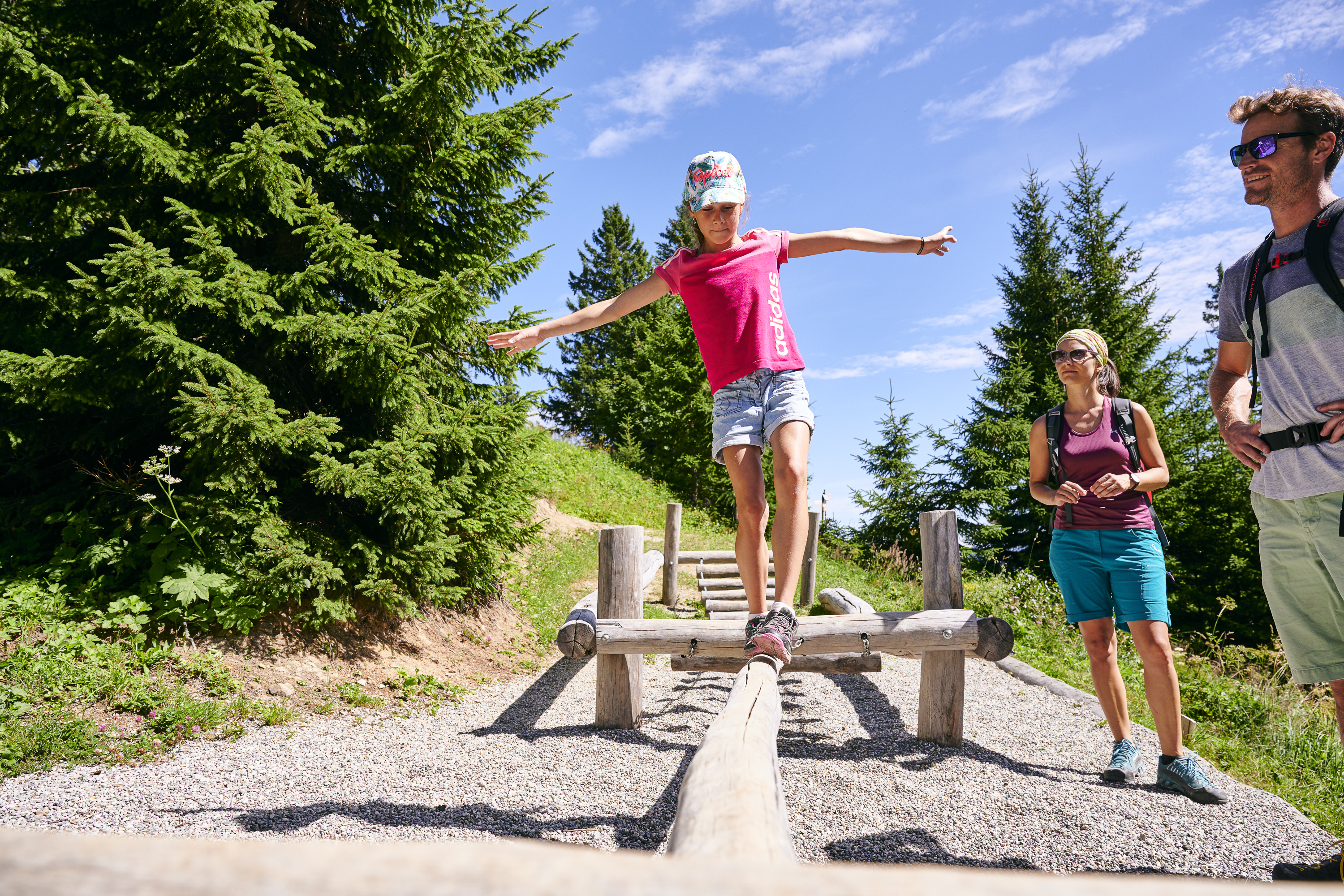 Urlaub: Themenwege im Brandnertal: Für Große und kleine Naturentdecker - Willkommen im Brandnertal