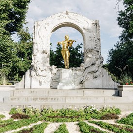 Urlaub: Johann-Strauss-Denkmal im Stadtpark - Wien