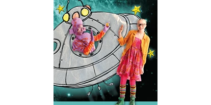 Voyage avec des enfants - Absdorf (Absdorf) - Lilly und die Aliensuppe
Vorstellungen:
Samstag, 26.11.2022 
Samstag, 3.12.2022 
jeweils 11.00, 14.30 und 16.15 Uhr - Theater Akzent