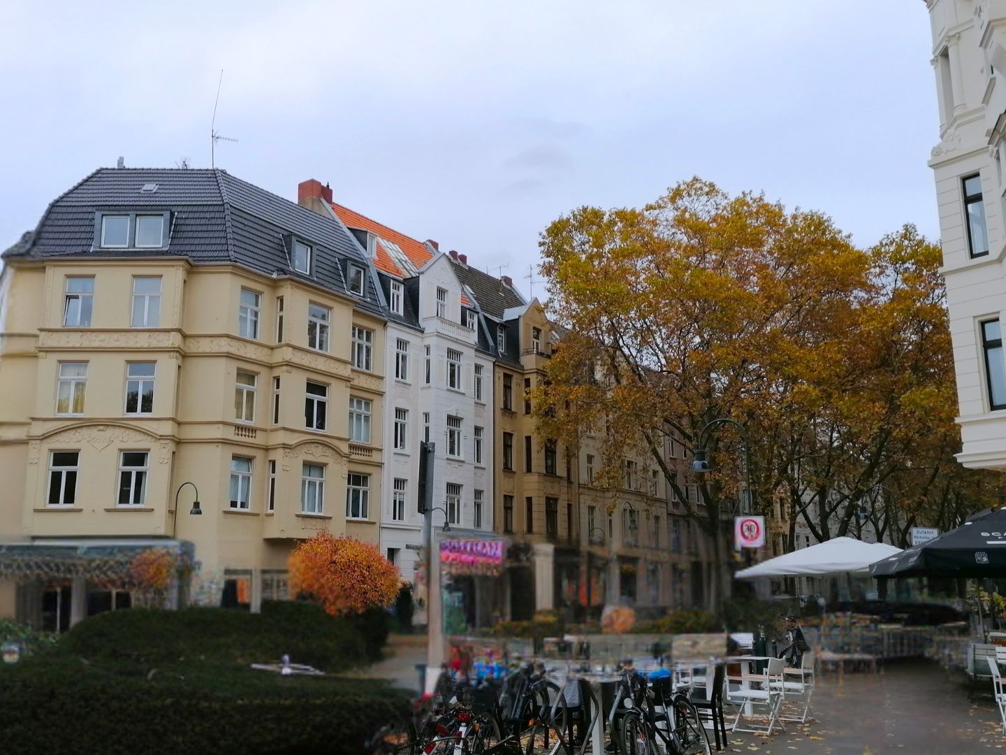 Ausflugsziel: Krimi-Trail Köln: Agnesviertel – Auf ein Wort am Fort