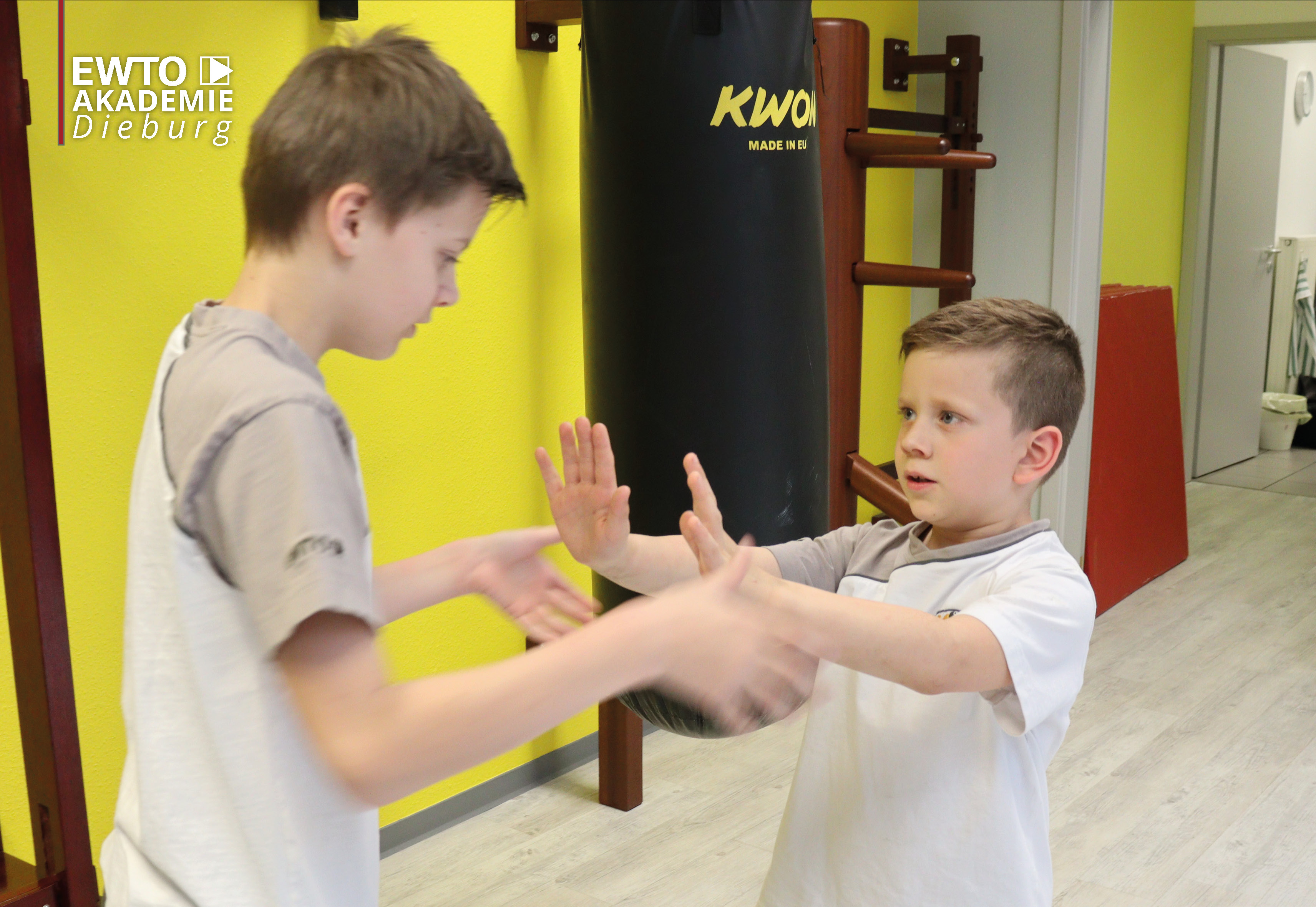 Trip with children - Ausflugsziel ist: eine kulturelle Einrichtung - Bad Homburg vor der Höhe - Ferienkurse Selbstverteidigung für Kinder in Dieburg (6 bis 12 Jahre)