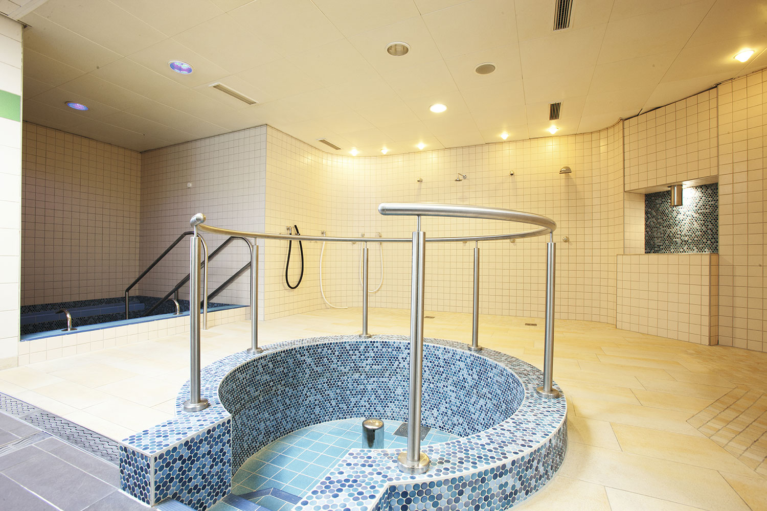 Ausflug mit Kindern - Dauer: ganztags - Wullowitz - Kneippbecken - Saunaoase Ebelsberg