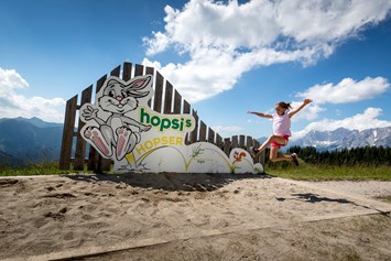 Ausflugsziel: Weitsprung in Hopsi's Berg-Sport-Welt - Hopsiland Planai