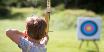 Viaggio con bambini - Irdning - Bogenschießen auf der Bogen Ranch  - Bogen Ranch Bruno