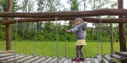 Voyage avec des enfants - Terfens - Spielplatz beim Sportplatz in Breitenbach