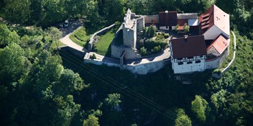 Ausflug mit Kindern - Preisniveau: kostenlos - Hayingen - Burg Derneck mit Burgschänke