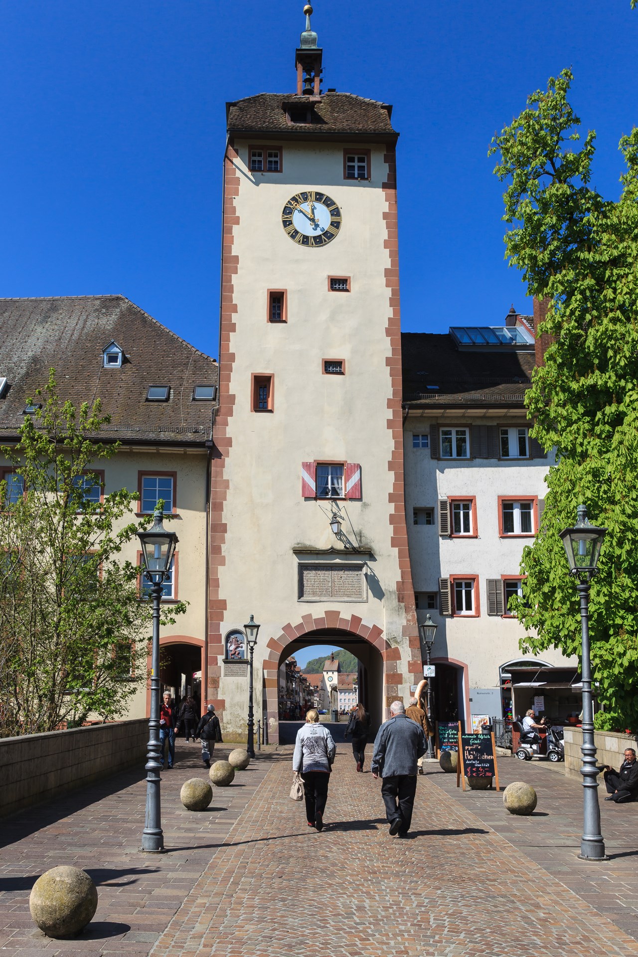 Historische Altstadt Waldshut  Highlights beim Ausflugsziel Oberes Tor ( Schaffhauser Tor)