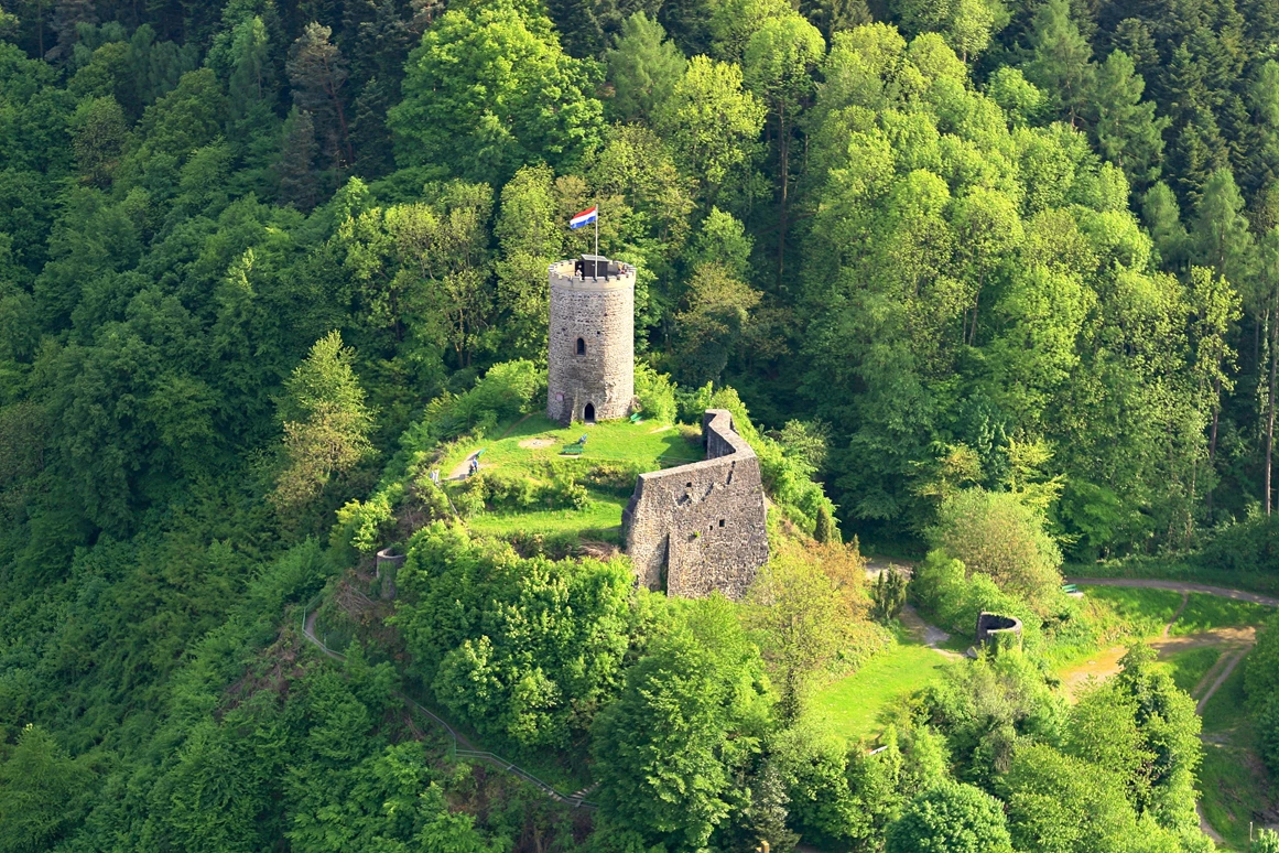 Ausflugsziel: Burg Husen