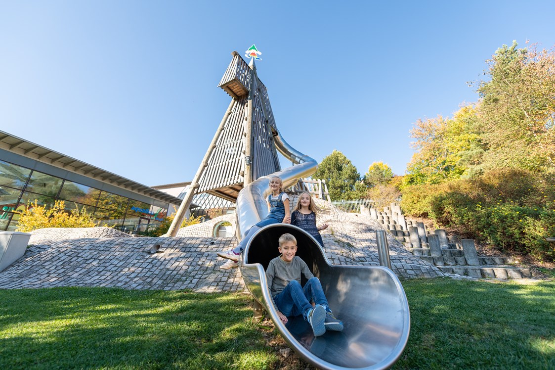 Ausflugsziel: Tannis Turmrutsche im Abenteuer Tanniland  - Spielscheune Unterkirnach 