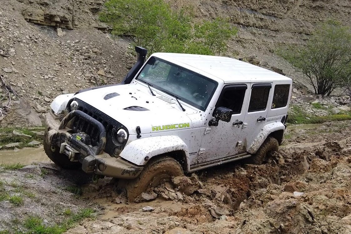 Ausflugsziel: Jeep fahren im AdventureSteinbruch - AdventureSteinbruch