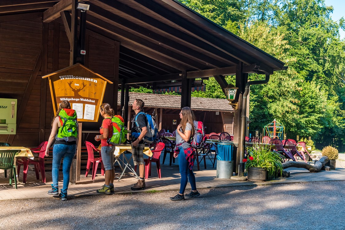 Ausflugsziel: Im Sommer gibt es am Kiosk leckere Snacks oder kühle Getränke - Wildgehege Waldshut