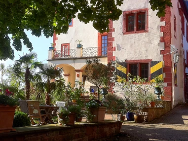 Ausflugsziel: Burg und Burgpark Gamburg ob der Tauber