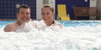 Voyage avec des enfants - Pratteln - Sprudelbecken im Außenbereich - Vita Classica Therme