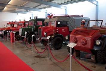 Ausflugsziel: Fahrzeughalle mit den Oldtimern - Steirisches Feuerwehrmuseum Kunst & Kultur