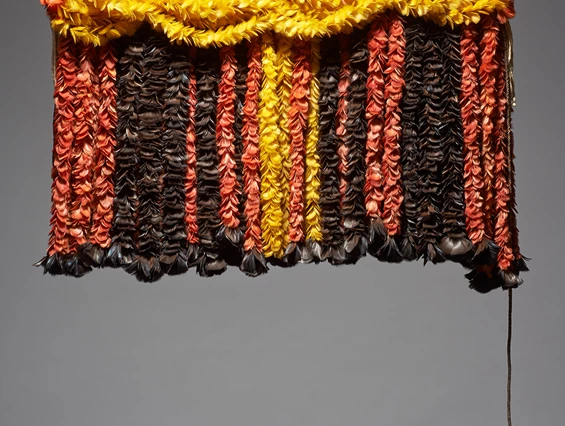 Ausflugsziel: Federumhang, Munduruku, Rio Tapajós, Brasilien, um 1830 Weltmuseum Wien  - Weltmuseum Wien