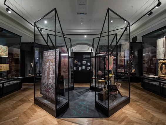 Ausflugsziel: Saalansicht: 
Der Orient vor der Haustüre  - Weltmuseum Wien