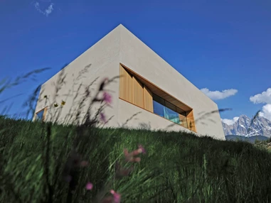 Ausflugsziel: Naturparkhaus im Sommer - Naturparkhaus Puez-Geisler