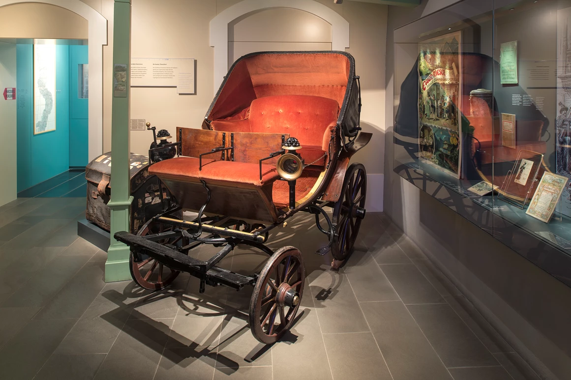 Ausflugsziel: Touriseum - Landesmuseum für Tourismus - Schloss Trauttmansdorff