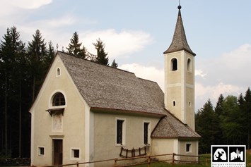 Ausflugsziel: Das St. Anna Kirchlein unterhalb des Besuchger Stollen - Bergwerk Villanders