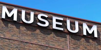 Reis met kinderen - Obereggen Obereggen - Symbolbild für Ausflugsziel Museum Ladin Ursus ladinicus. Keine korrekte oder ähnlich Darstellung! - Museum Ladin Ursus ladinicus