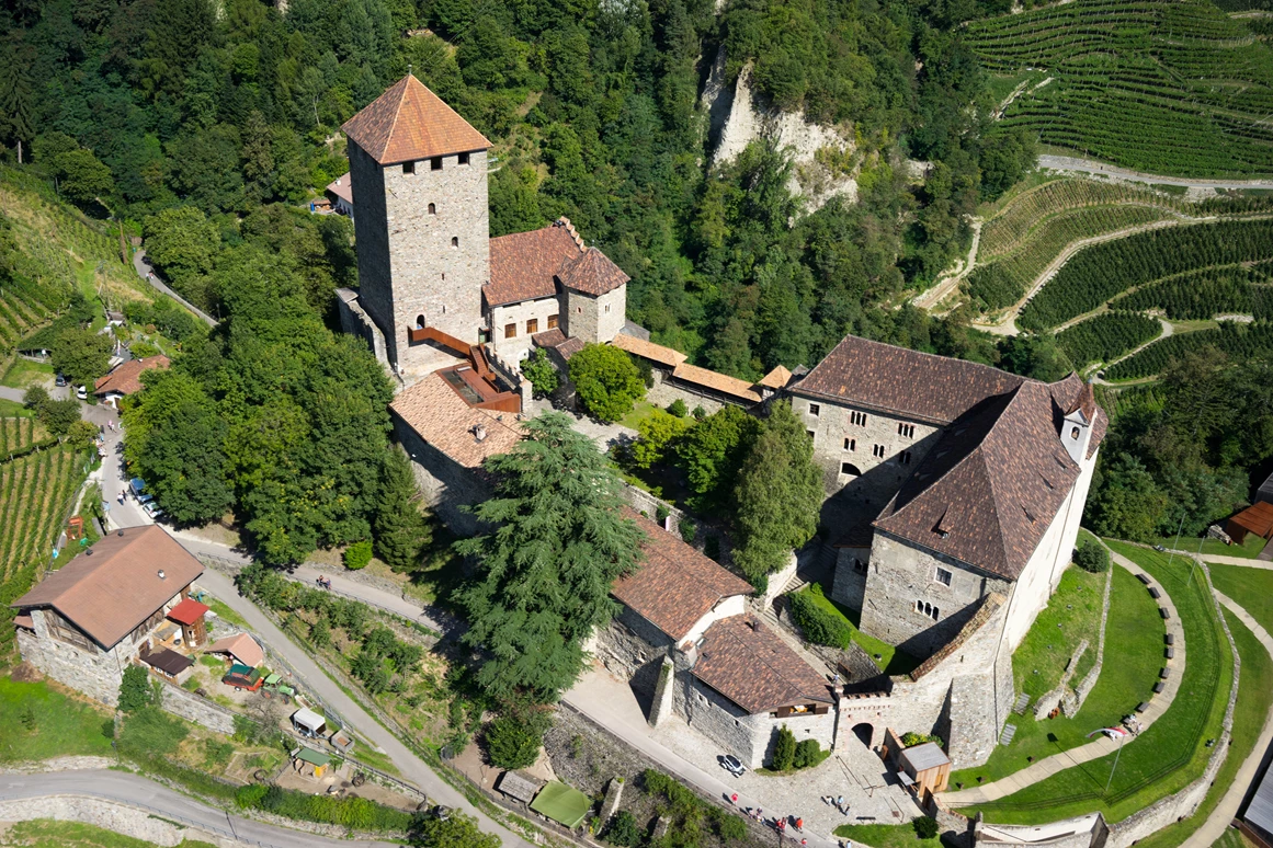 Ausflugsziel: Schloss Tirol - Südtiroler Landesmuseum für Kultur- und Landesgeschichte