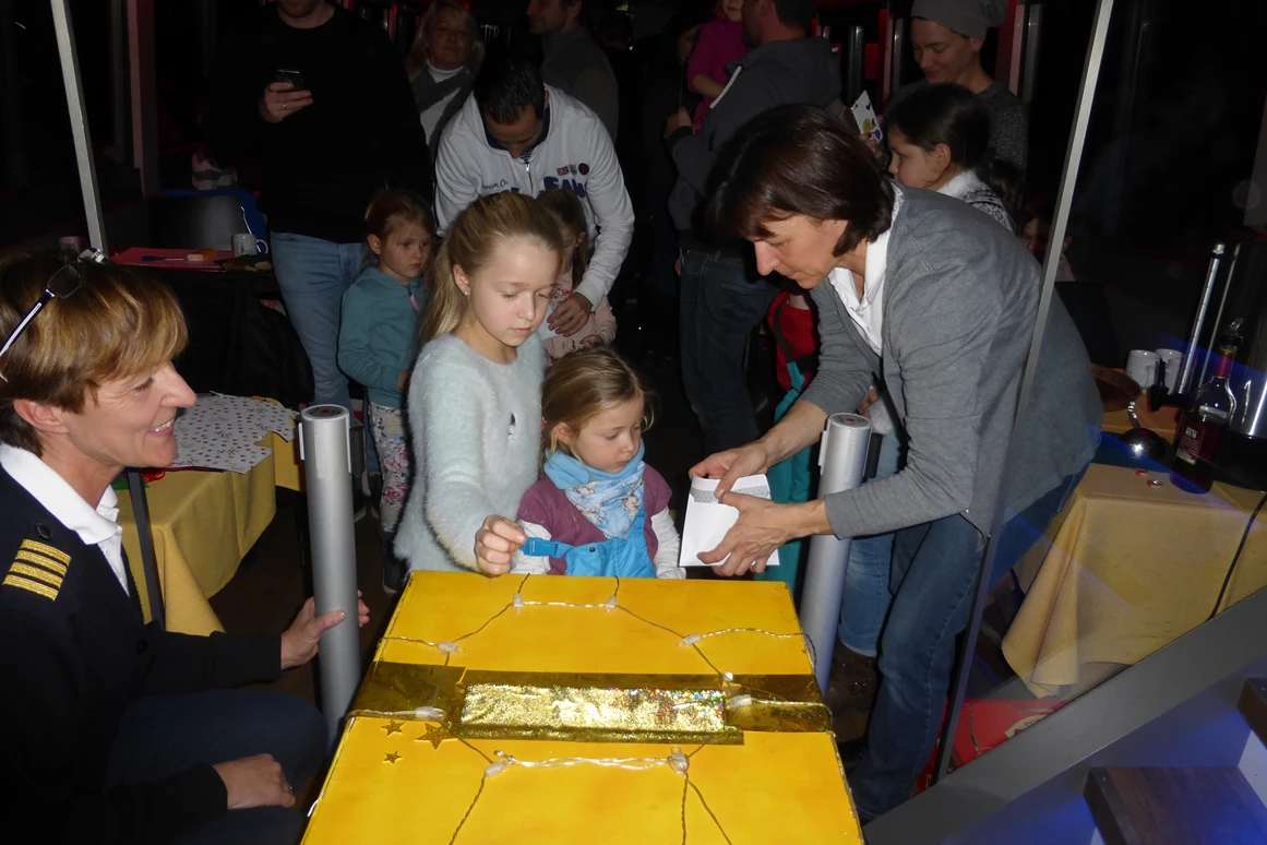 Ausflugsziel: Wir schreiben ans Christkind am Eventschiff "Herzog Odilo" - Mondsee Schifffahrt Hemetsberger
