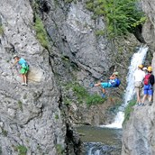 Ausflugsziel - Fels Hochseilgarten Hexenkessel - "Ein Eimer voll Adrenalin"