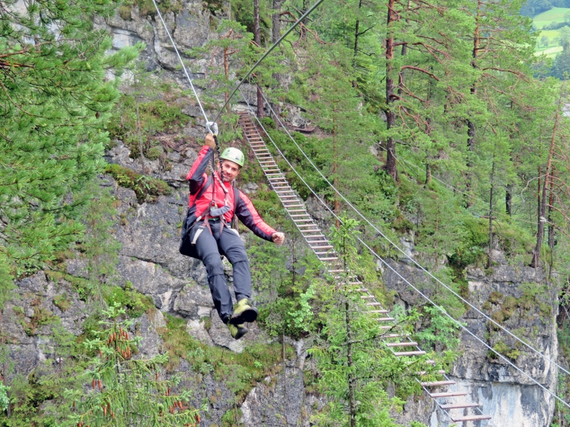 Ausflugsziel: Fels Hochseilgarten Hexenkessel - "Ein Eimer voll Adrenalin"