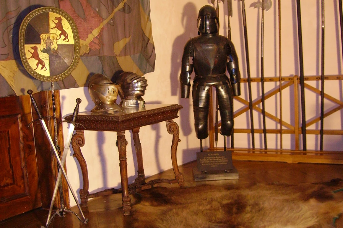 Ausflugsziel: Führungen auf Burg Clam