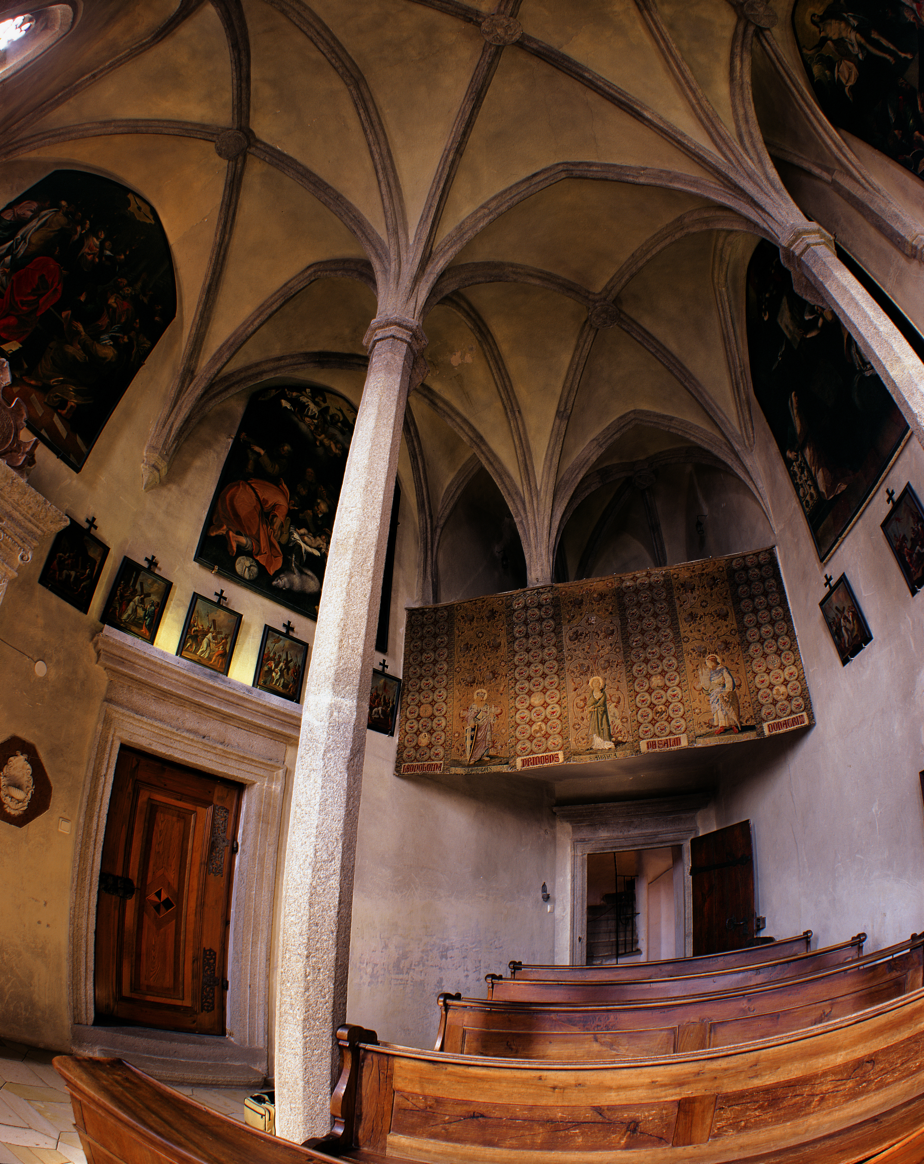 Ausflugsziel: Führungen auf Burg Clam