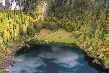 Ausflugsziel: Blick über den Kammersee - den letzten und kleinsten See, der bei der 3-Seen-Tour bewundert werden kann. - Schifffahrt Grundlsee