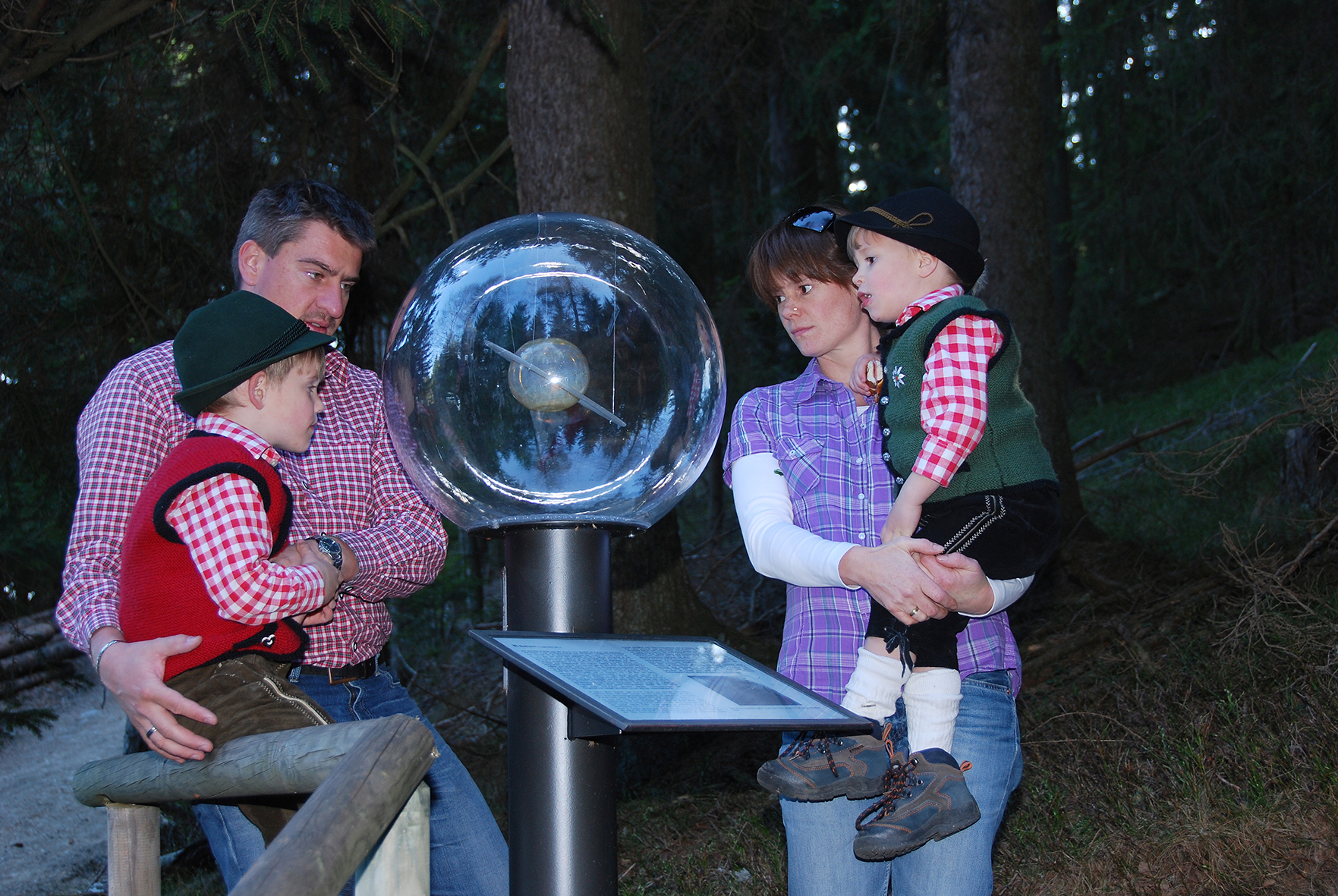 Ausflug mit Kindern - Ausflugsziel ist: eine Wanderung - Pongratzen (Grafendorf bei Hartberg) - Planetenweg