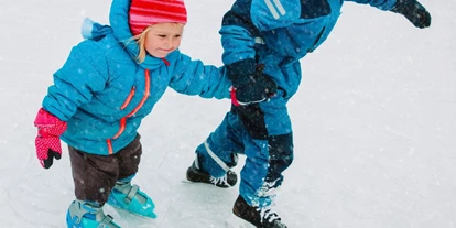 Viaggio con bambini - San Martin Dolomites - Eisplatz Stadtplatz