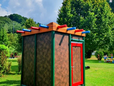 Ausflugsziel: Schöne Umkleidekabine. - Erlebnisfreibad Kirchberg an der Pielach