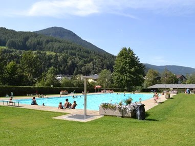 Ausflugsziel: Schwimmer-Becken - Freibad Steinach a. Br.