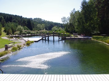 Naturschwimmbad Bernstein Highlights beim Ausflugsziel Naturbad